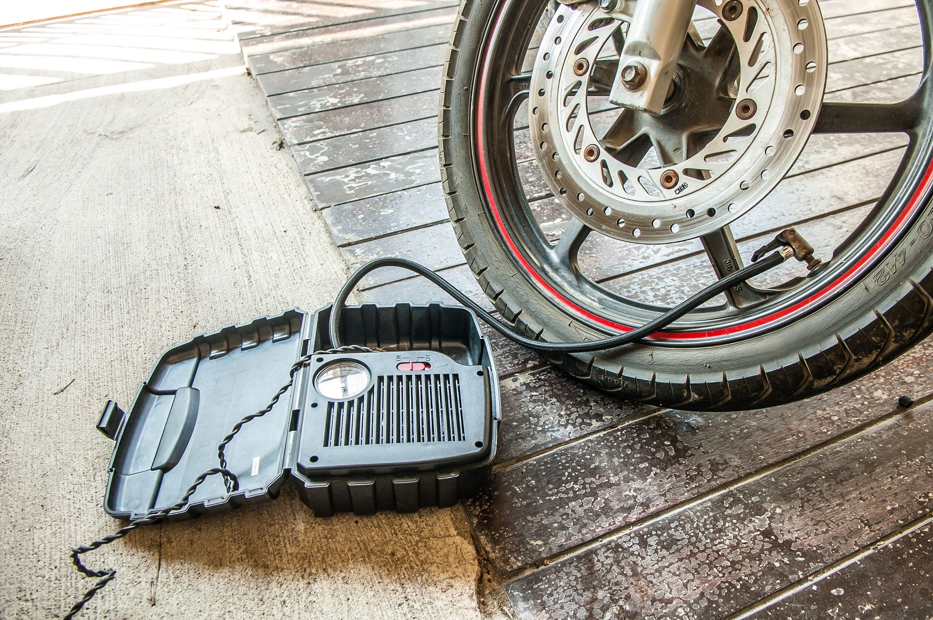 Portable Air Compressor: Best Proven Solutions for 2023